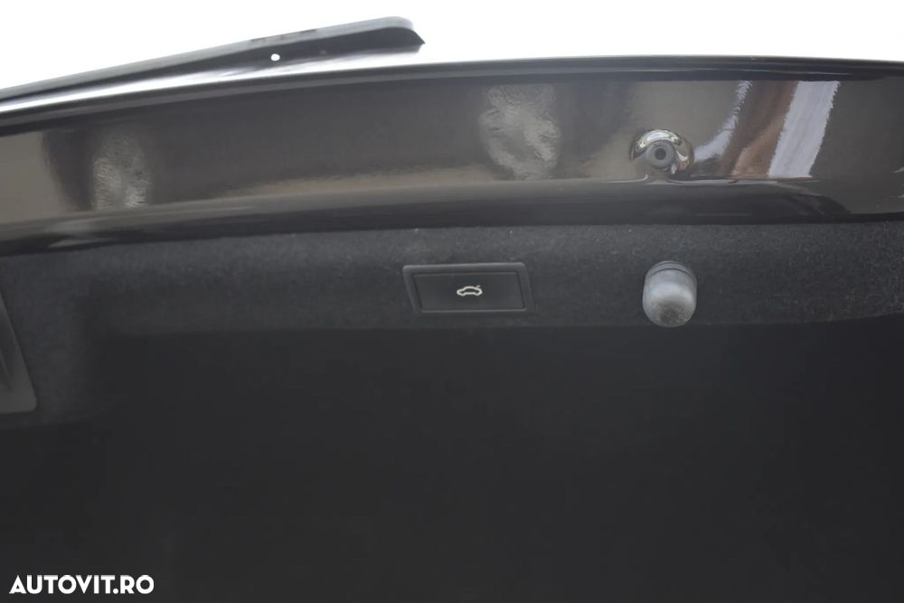 Skoda Superb 2.0 TDI DSG Ambition - 10