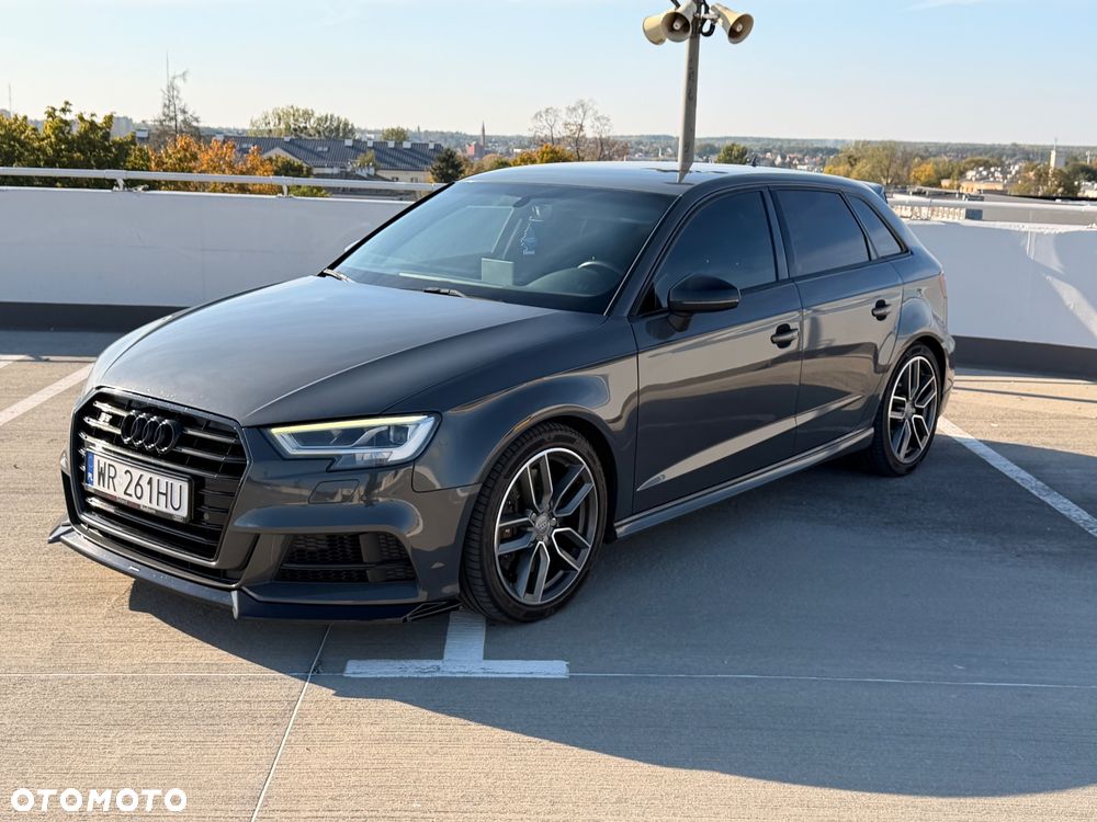 Audi S3 S tronic - 1