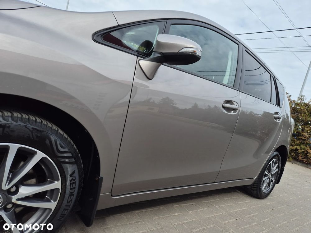 Toyota Verso 1.6 D-4D Prestige - 20