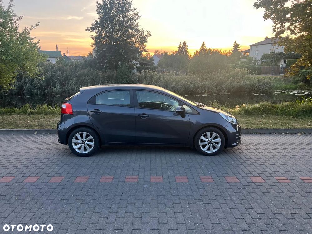 Kia Rio 1.4 crdi Business Line - 5