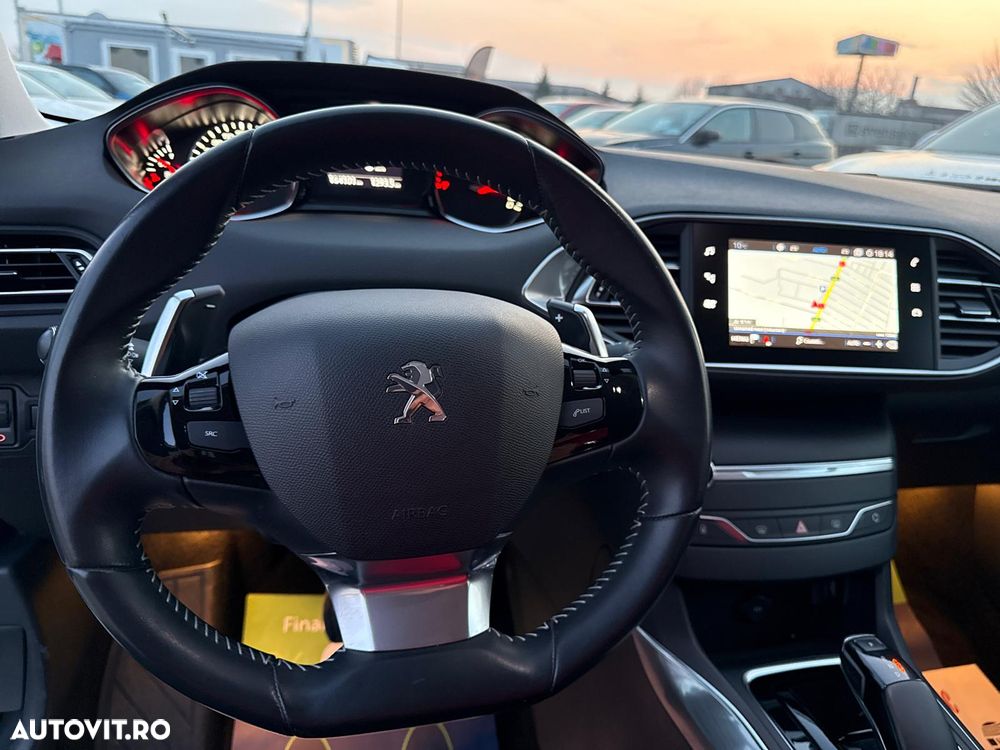 Peugeot 308 PureTech 130 GPF EAT8 Stop & Start Allure - 16