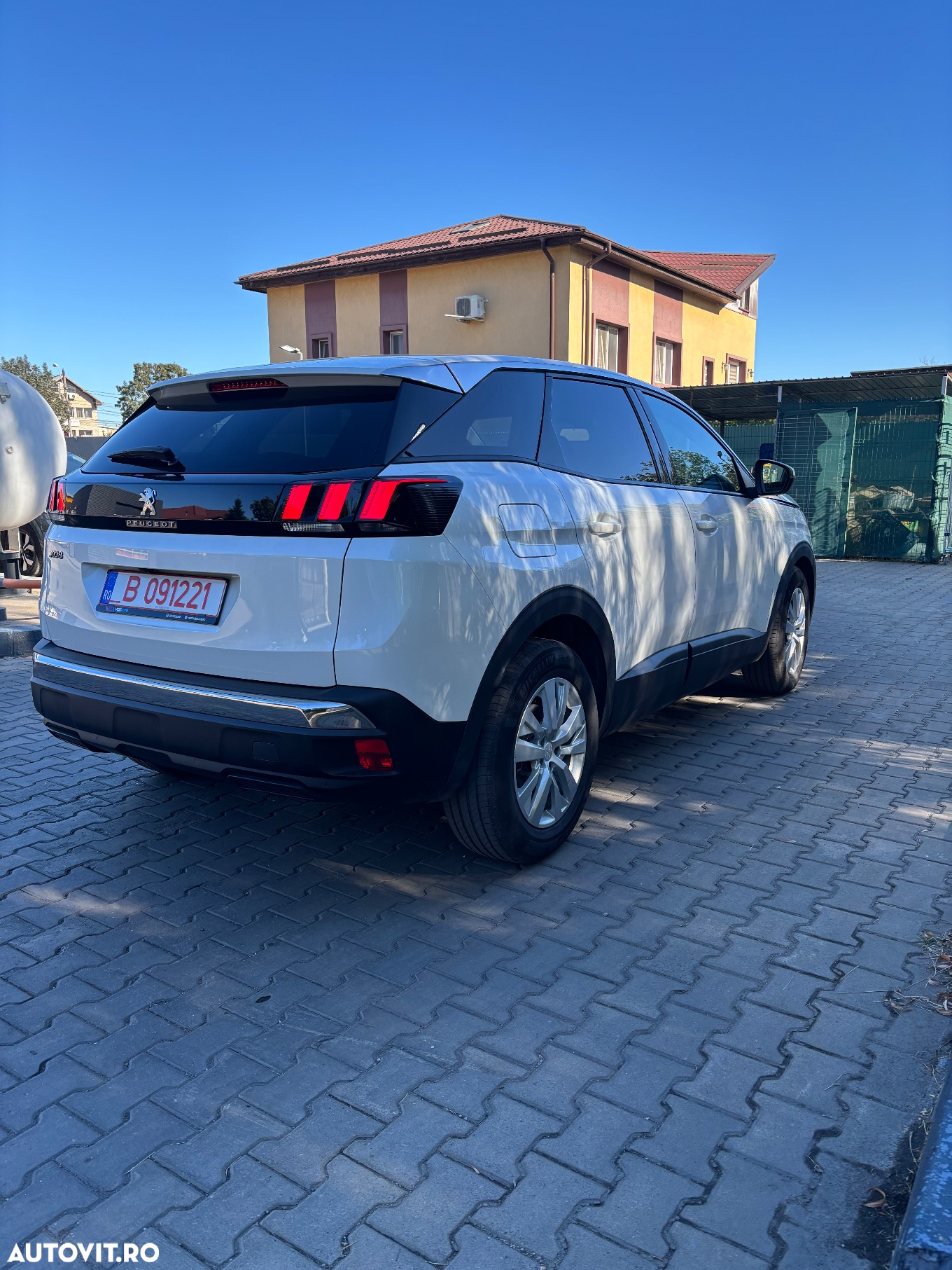 Peugeot 3008 PureTech 130 Stop & Start EAT6 Active - 3
