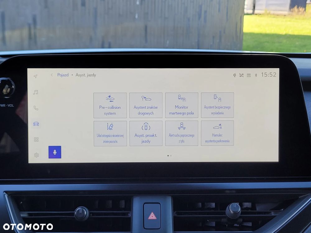 Lexus UX 300h F Sport Design - 19