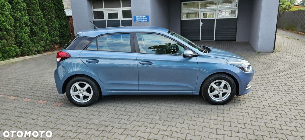 Hyundai i20 1.2 Elegant - 11