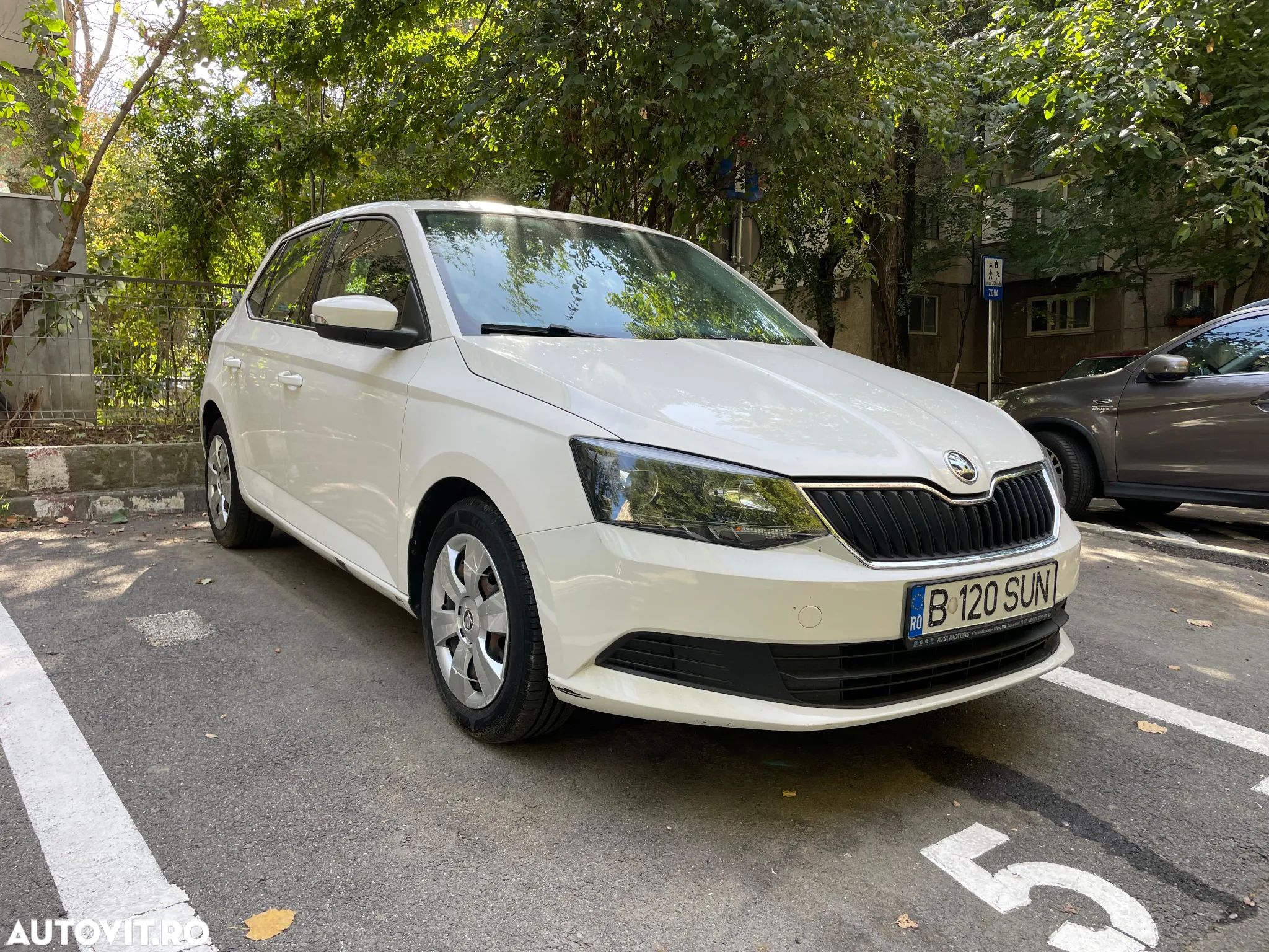 Skoda Fabia 1.0 MPI Ambition - 1