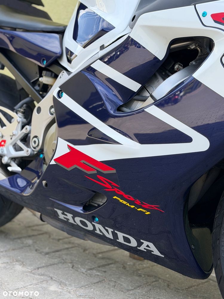 Honda CBR - 5