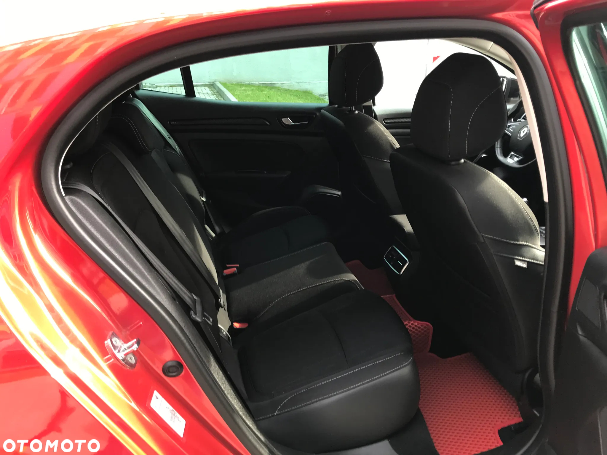 Renault Megane 1.3 TCe FAP Limited - 24