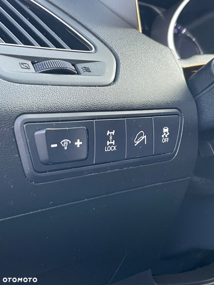 Hyundai ix35 2.0 CRDi 4WD Premium - 26