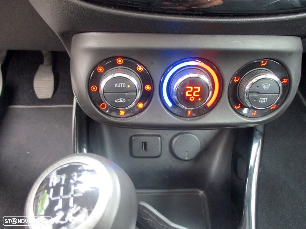Opel Adam 1.2 Glam - 22
