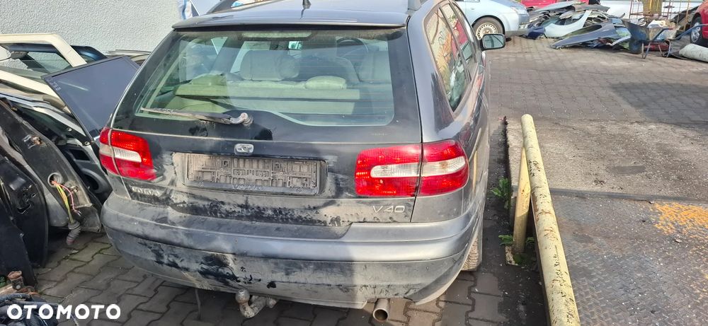 Volvo v40 Kombi na części - 3