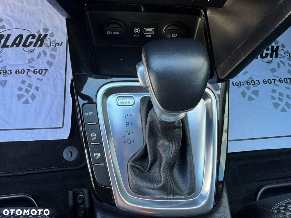 Kia Ceed - 13
