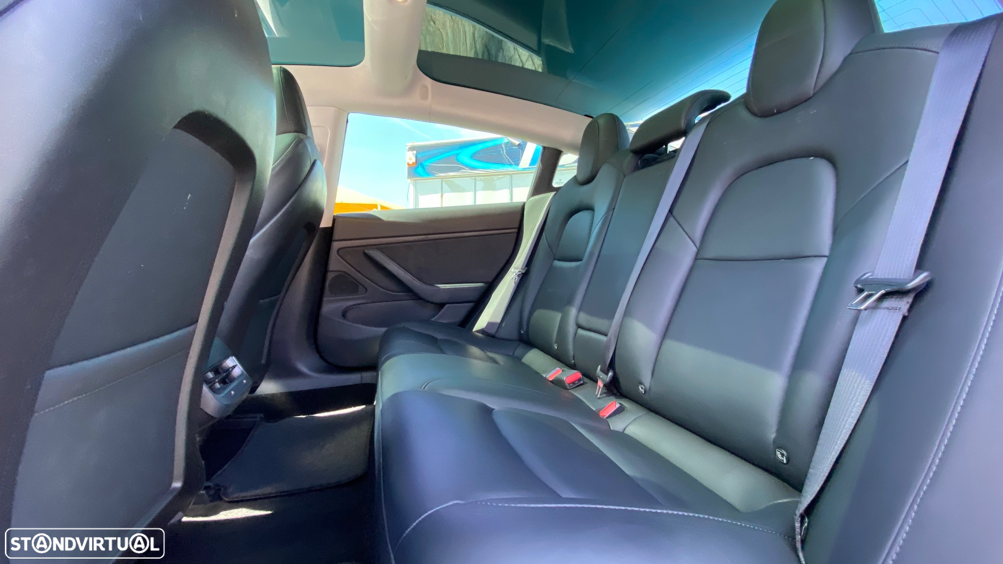 Tesla Model 3 Standard Range Plus RWD - 24