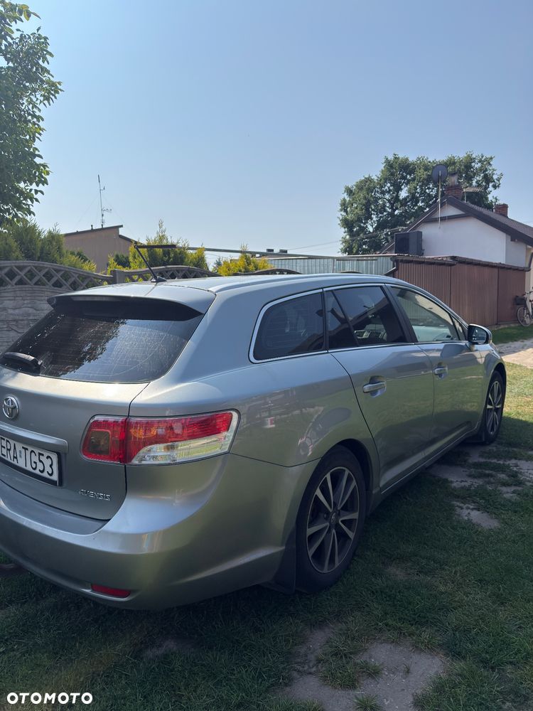 Toyota Avensis 2.0 D-4D - 3