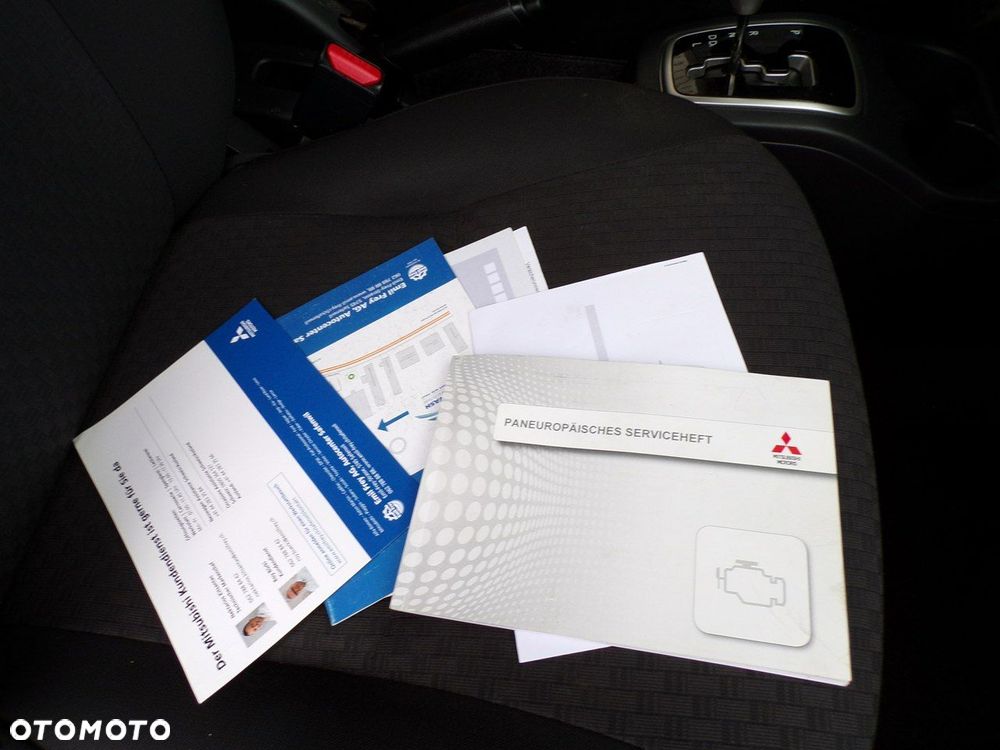 Mitsubishi Space Star - 28