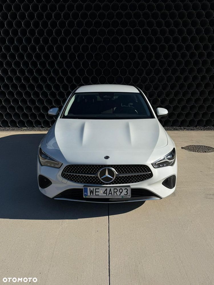 Mercedes-Benz CLA 200 7G-DCT - 11
