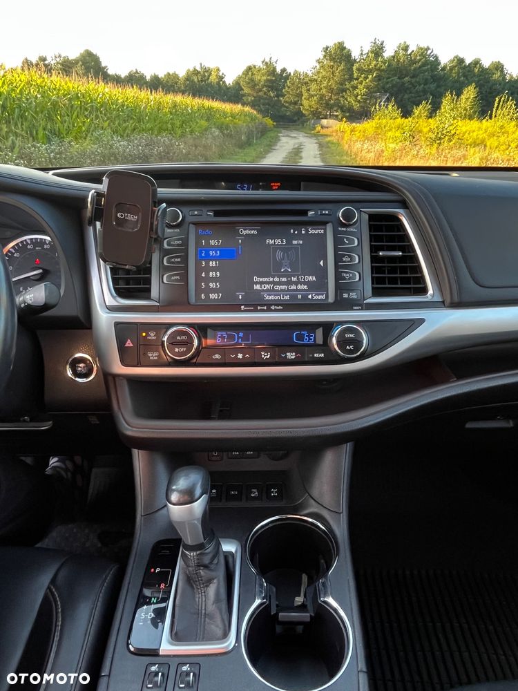 Toyota Highlander - 28