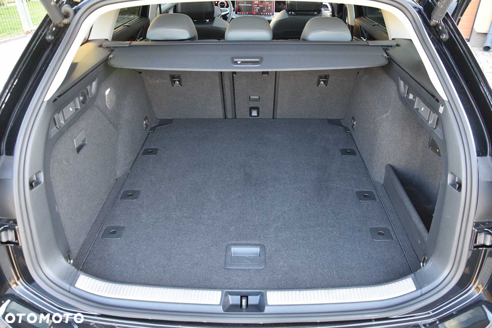 Volkswagen Passat - 14