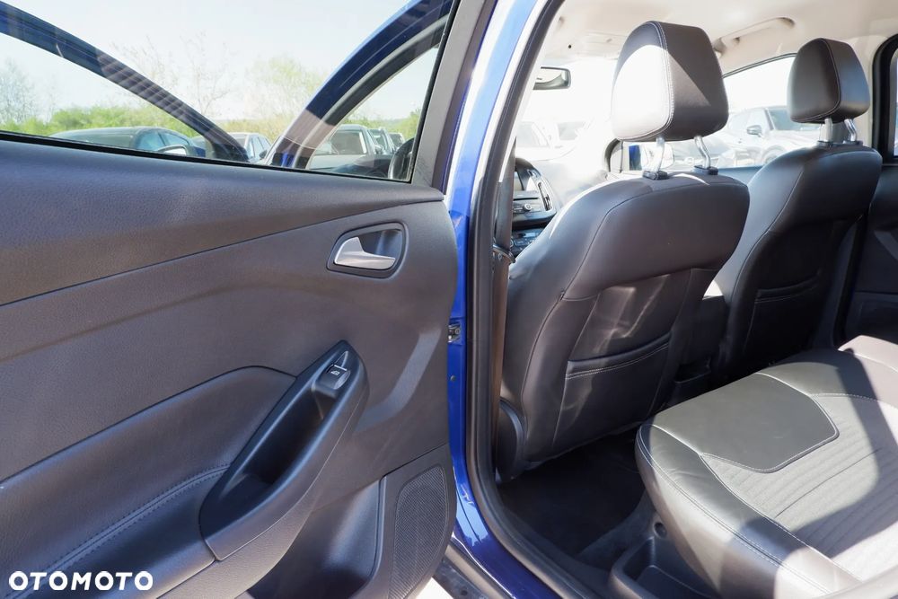 Ford Focus SW 1.5 EcoBoost S&S TITANIUM - 29