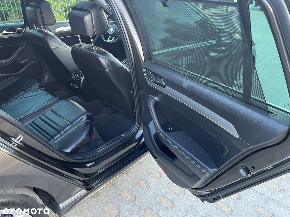 Volkswagen Passat Variant 2.0 TDI Bi-Turbo BMT 4Mot Highline DSG - 12