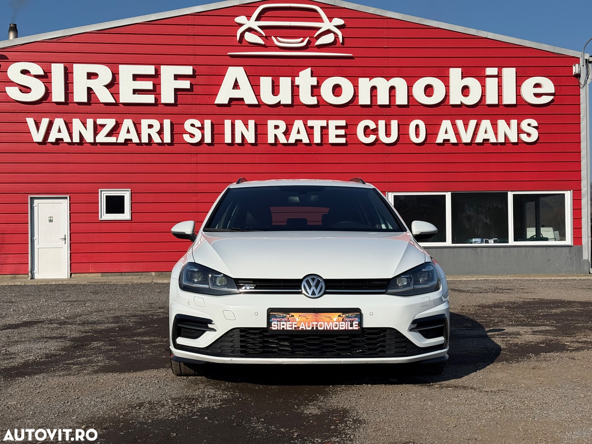 Volkswagen Golf 2.0 TDI DSG R-Line - 2