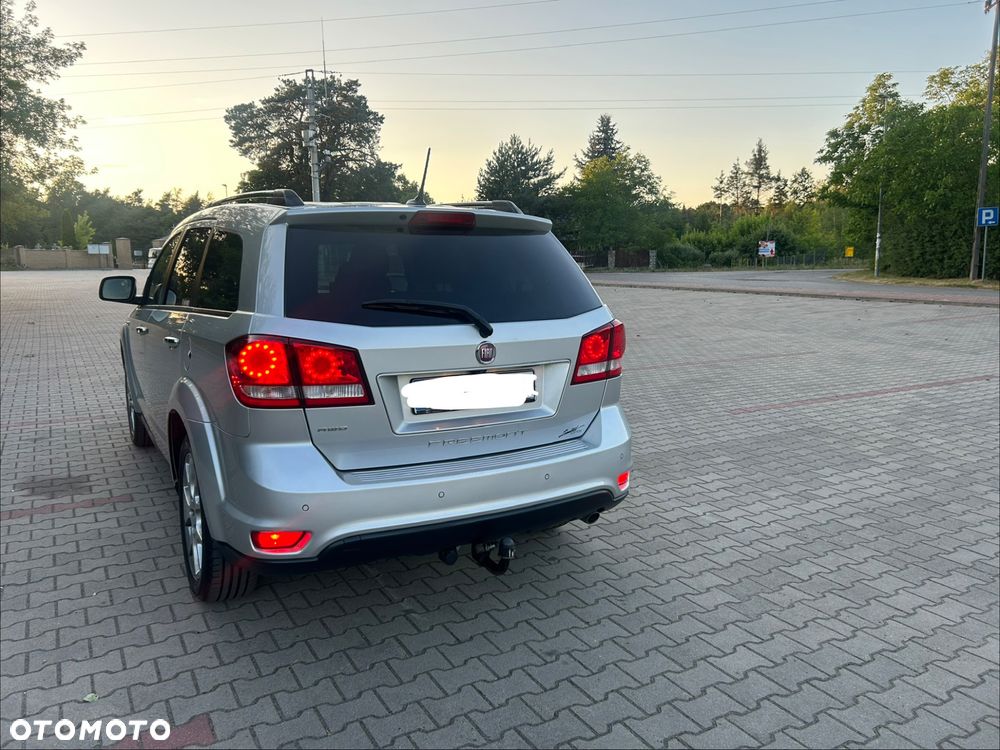 Fiat Freemont 2.0 Multijet 16V DPF Automatik Allrad Lounge - 17