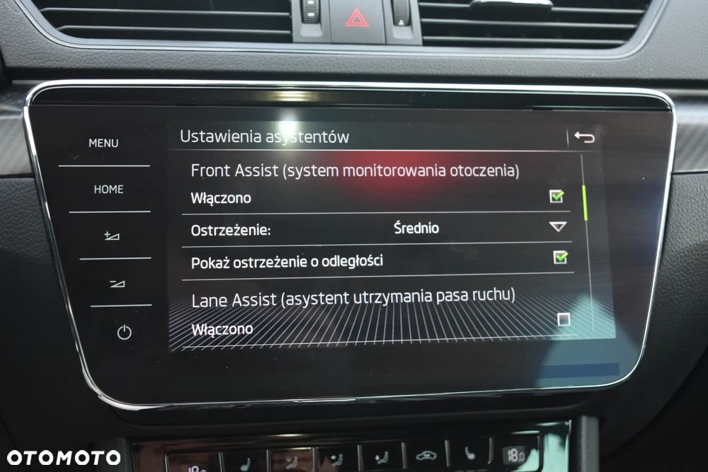 Skoda Superb 2.0 TDI SCR 4x4 Sportline DSG - 32