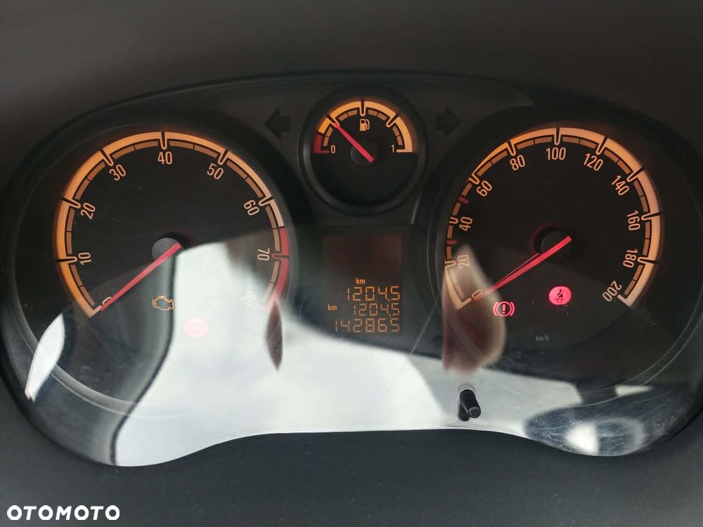 Opel Corsa - 2