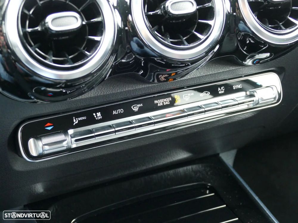 Mercedes-Benz GLB 180 d AMG Line - 21