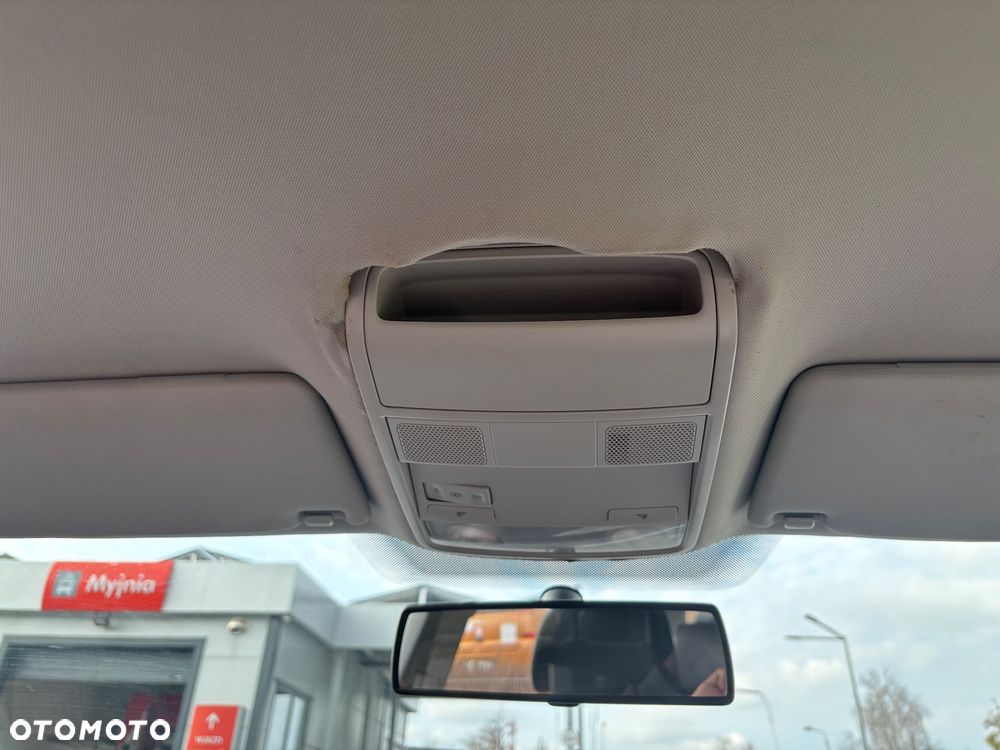 Volkswagen Golf - 21