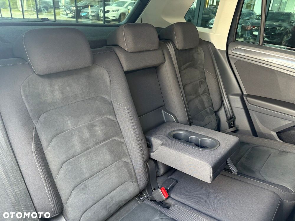 Volkswagen Tiguan - 16