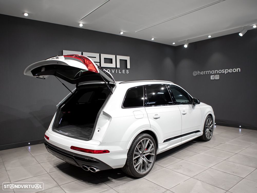 Audi SQ7 4.0 TDI quattro tiptronic - 27