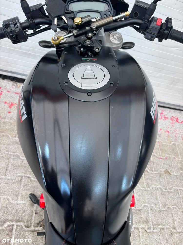 Ducati Monster - 30