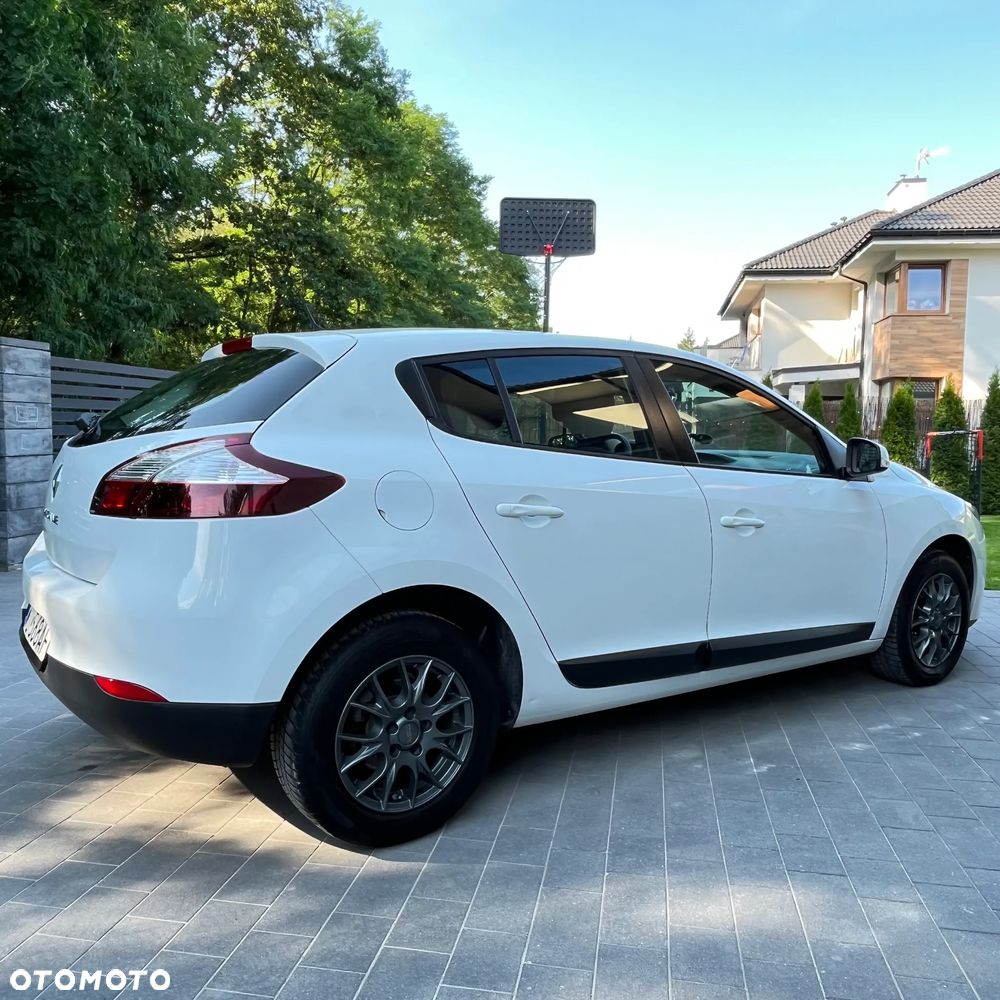 Renault Megane 1.6 16V 110 Authentique - 4