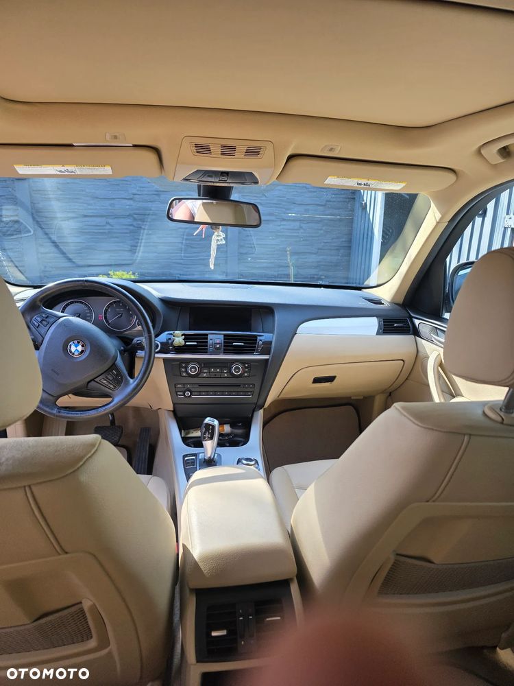 BMW X3 28i xDrive - 7