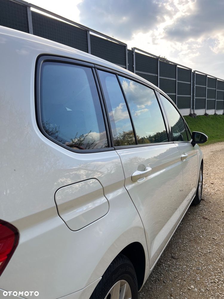 Volkswagen Touran 1.6 TDI BMT SCR Trendline - 22
