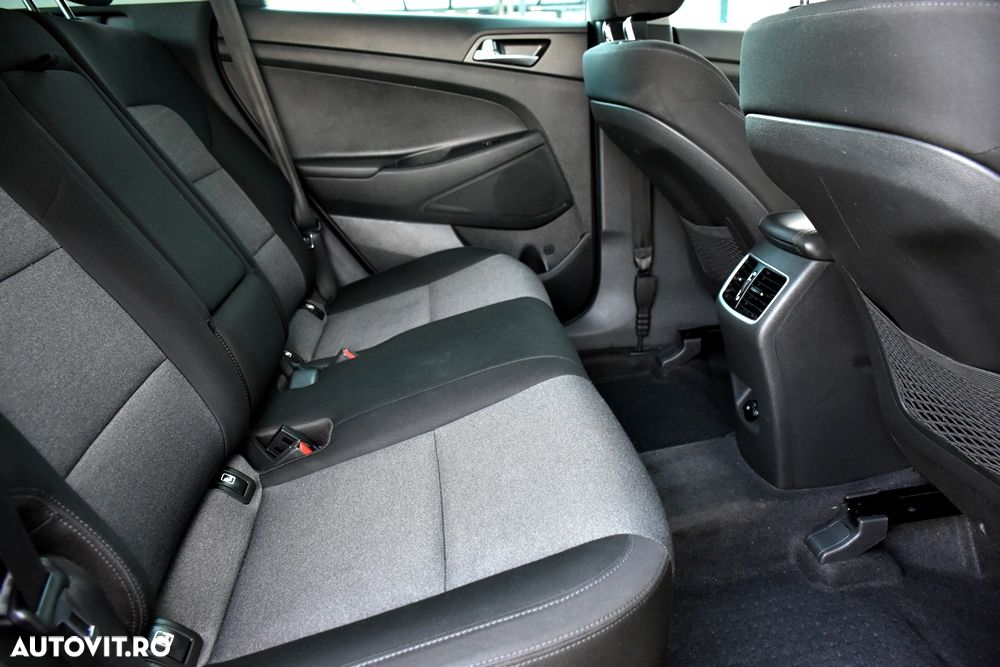 Hyundai Tucson 1.6 T-GDi 4WD 7DCT Style - 16