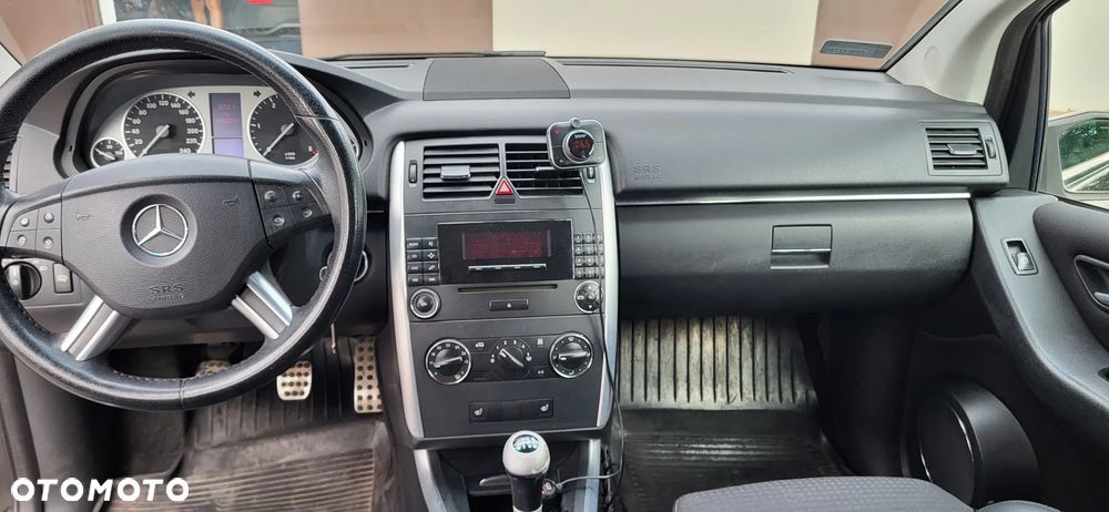 Mercedes-Benz Klasa B 200 CDI - 9