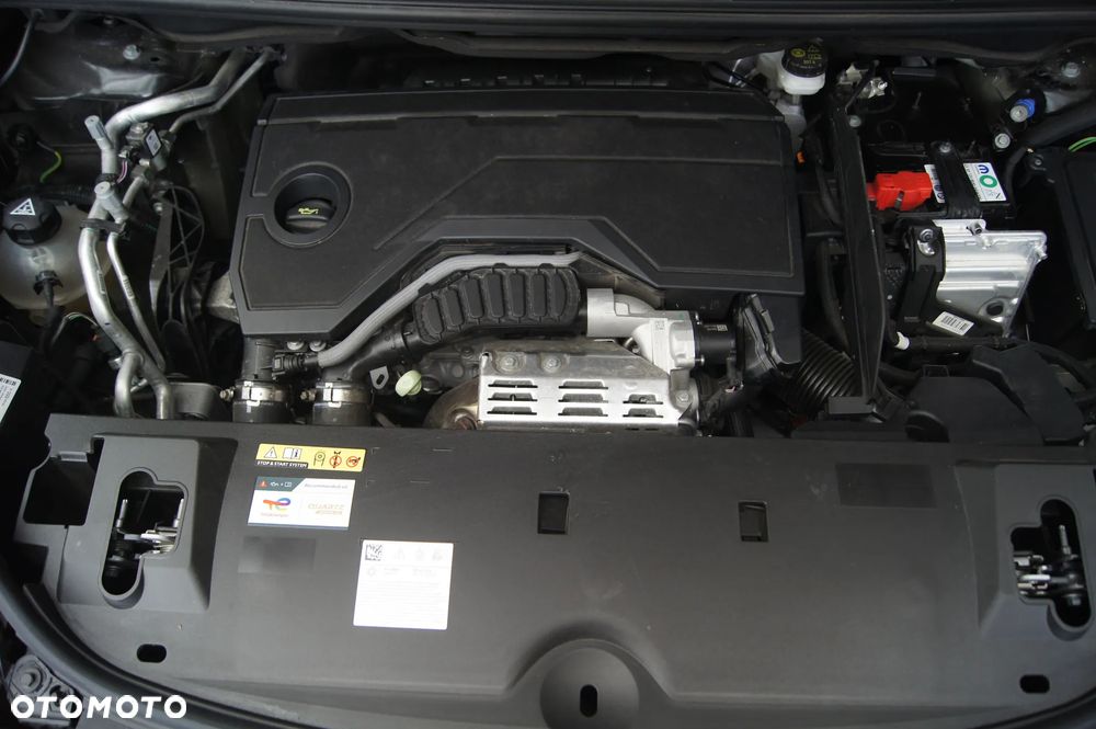 Peugeot 5008 Hybrid 136 e-DSC Allure Pack - 21