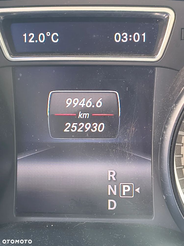 Mercedes-Benz CLA 250 4-Matic AMG Line - 20