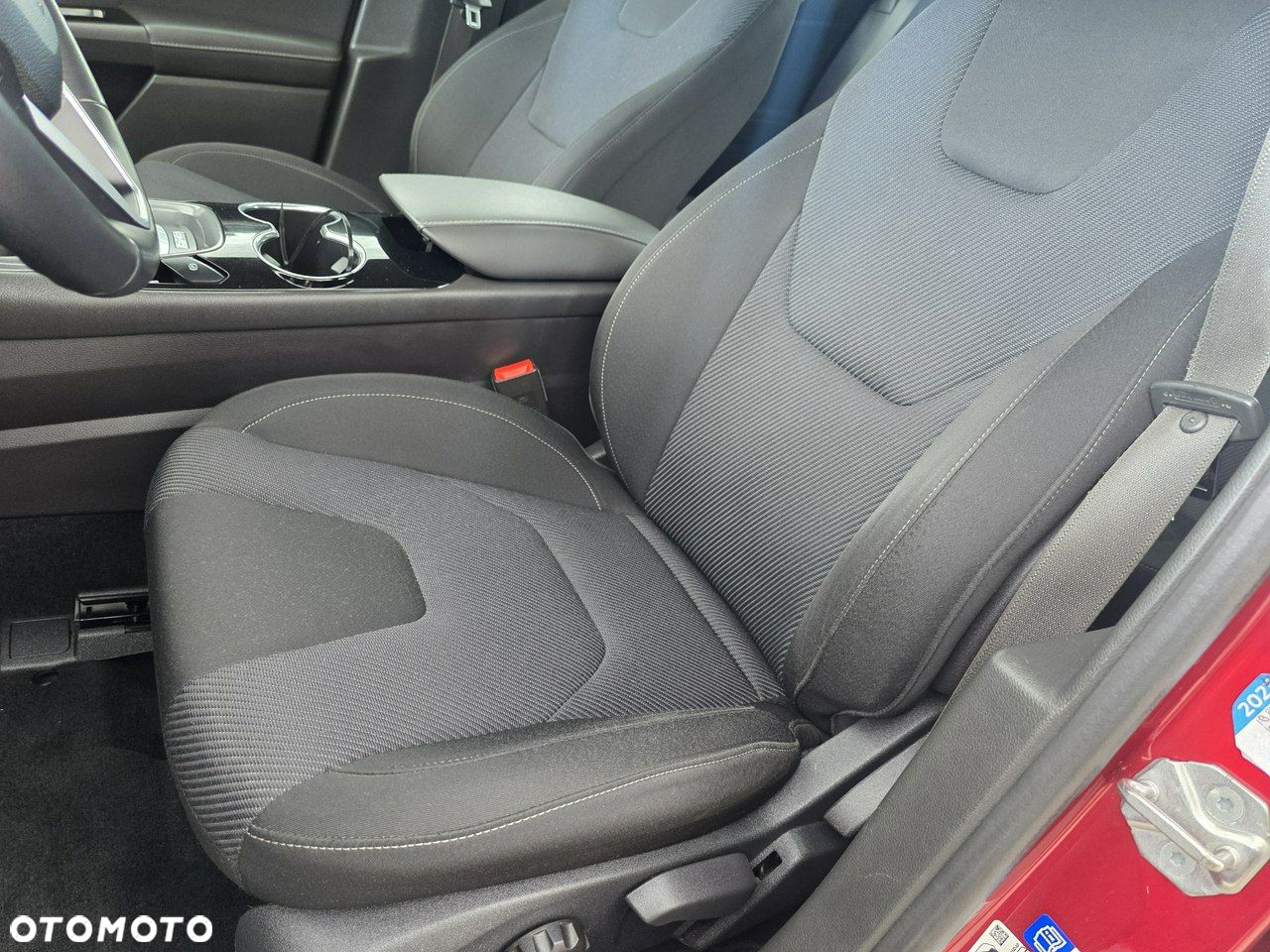 Ford Mondeo - 7