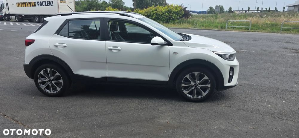 Kia Stonic 1.4 L - 9