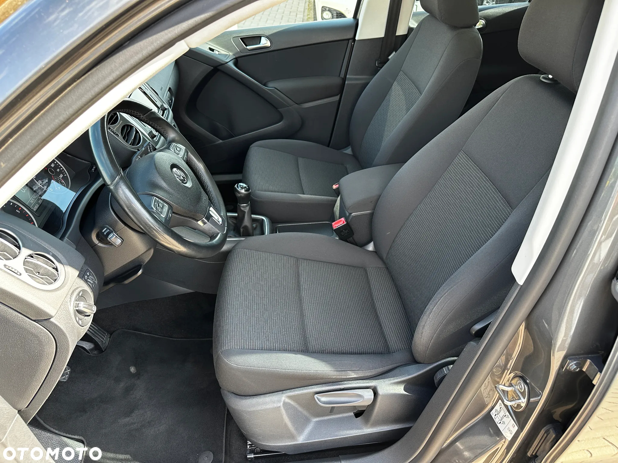 Volkswagen Tiguan - 21