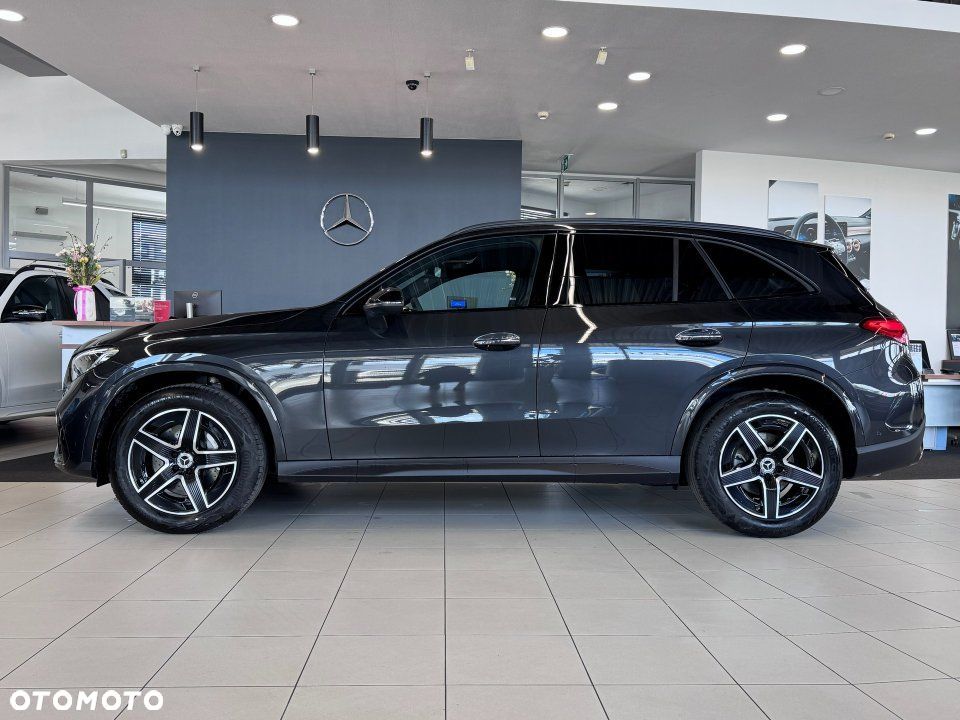Mercedes-Benz GLC - 2
