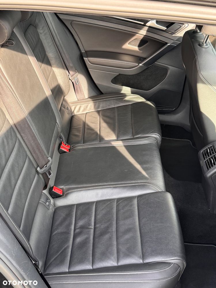 Volkswagen Golf R 4Motion BlueMotion Technology DSG - 17