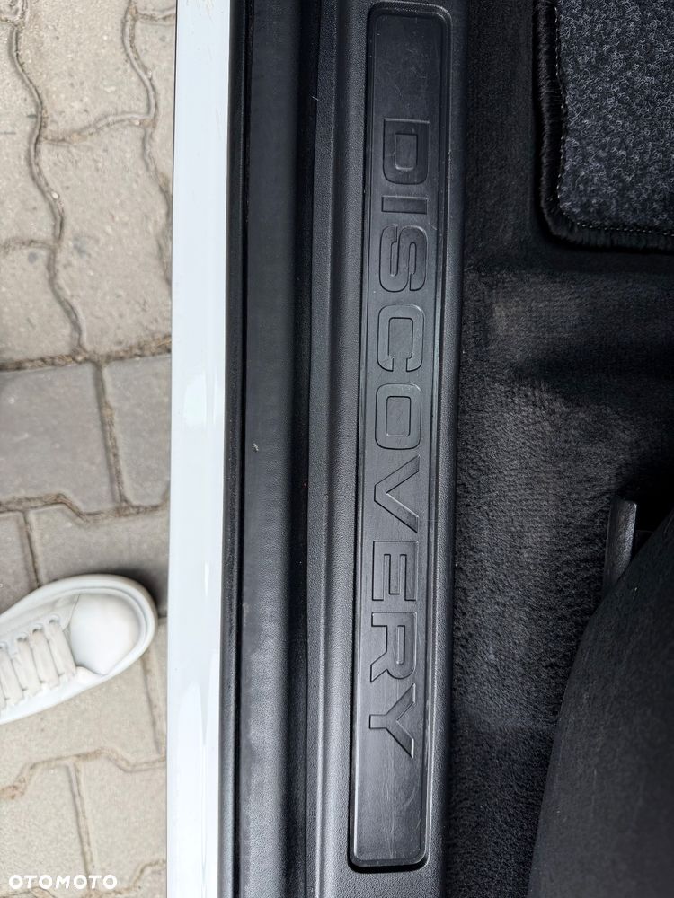 Land Rover Discovery Sport TD4 SE - 16