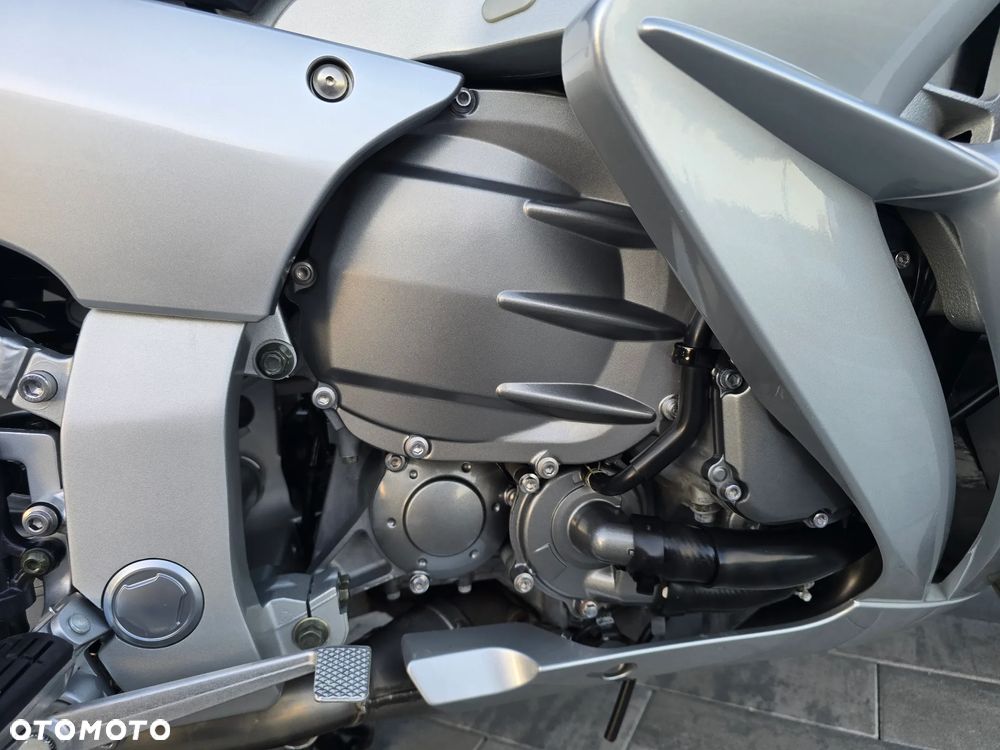 Yamaha FJR - 9