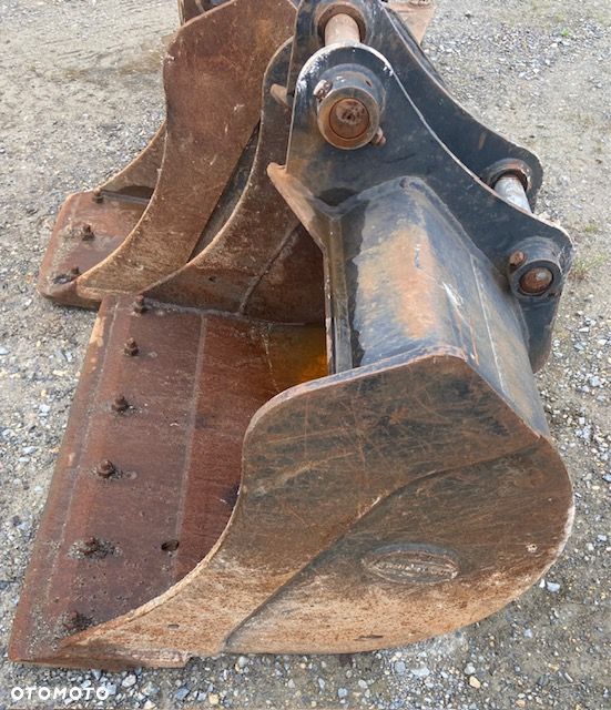 Używana Łyżka Koparkowa szer. 90 cm  Strickland do JCB 3CX JCB 8065 JCB 8055 JCB 8080, JCB 86C1 JCB 86C1 JCB 65R-1 JCB 55Z-1 - 1