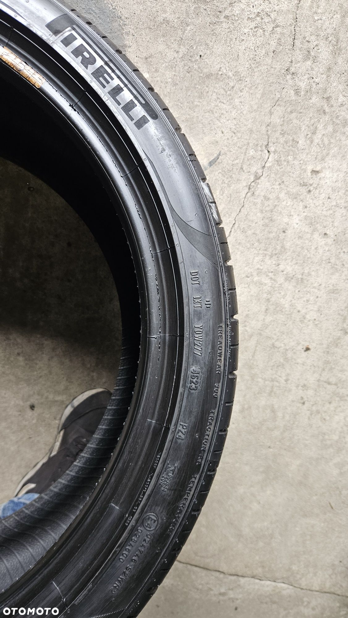 opona używana 275/35R20 Pirelli PZERO TM * - 4