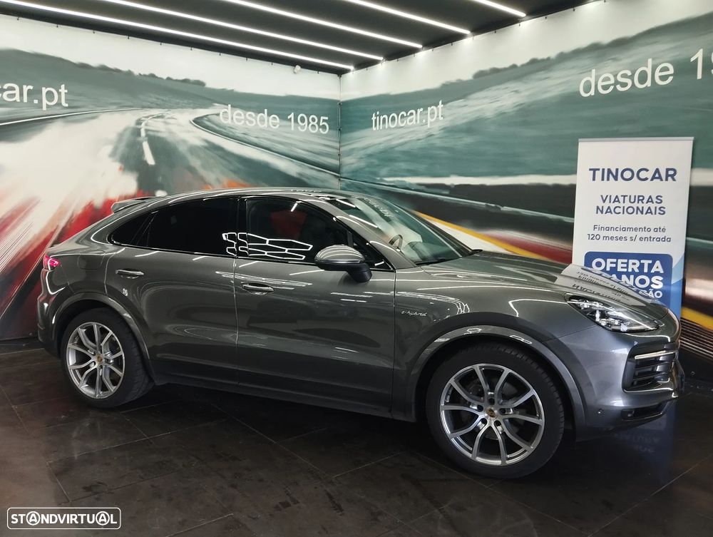 Porsche Cayenne Coupé E-Hybrid - 4