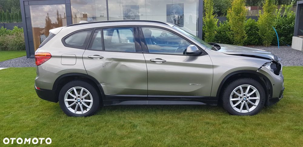 BMW X1 sDrive16d M Sport - 8